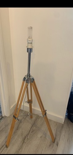 Tripod floor lamp - tripod, lamp(